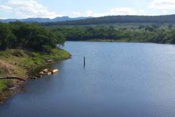 Barragem de Cachoeira Grande, em Jacobina Barragem de Cachoeira Grande, em Jacobina