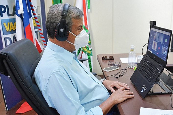 O prefeito de Feira de Santana, Colbert Martins Filho