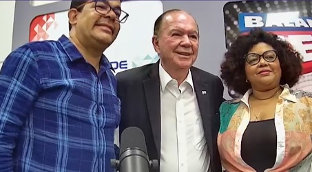 Nesta semana, o governador Rui Costa soltou uma indireta ao dizer que "ninguém podia colocar uma faca em seu pescoço e pedir que ele abrisse mão do mandato" Nesta semana, o governador Rui Costa soltou uma indireta ao dizer que "ninguém podia colocar uma faca em seu pescoço e pedir que ele abrisse mão do mandato"