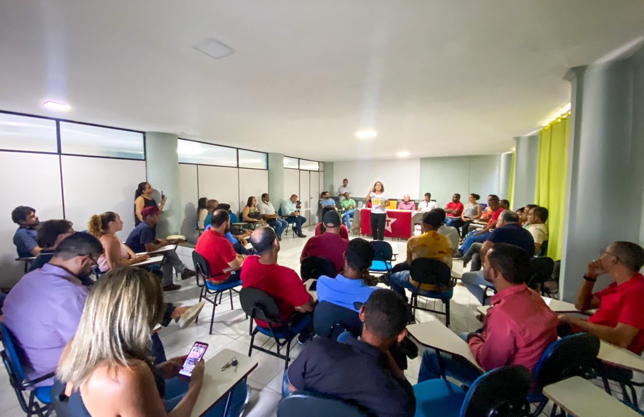 Ivoneide Caetano, pré-candidata a deputada federal, se reuniu com lideranças do extremo sul Ivoneide Caetano, pré-candidata a deputada federal, se reuniu com lideranças do extremo sul
