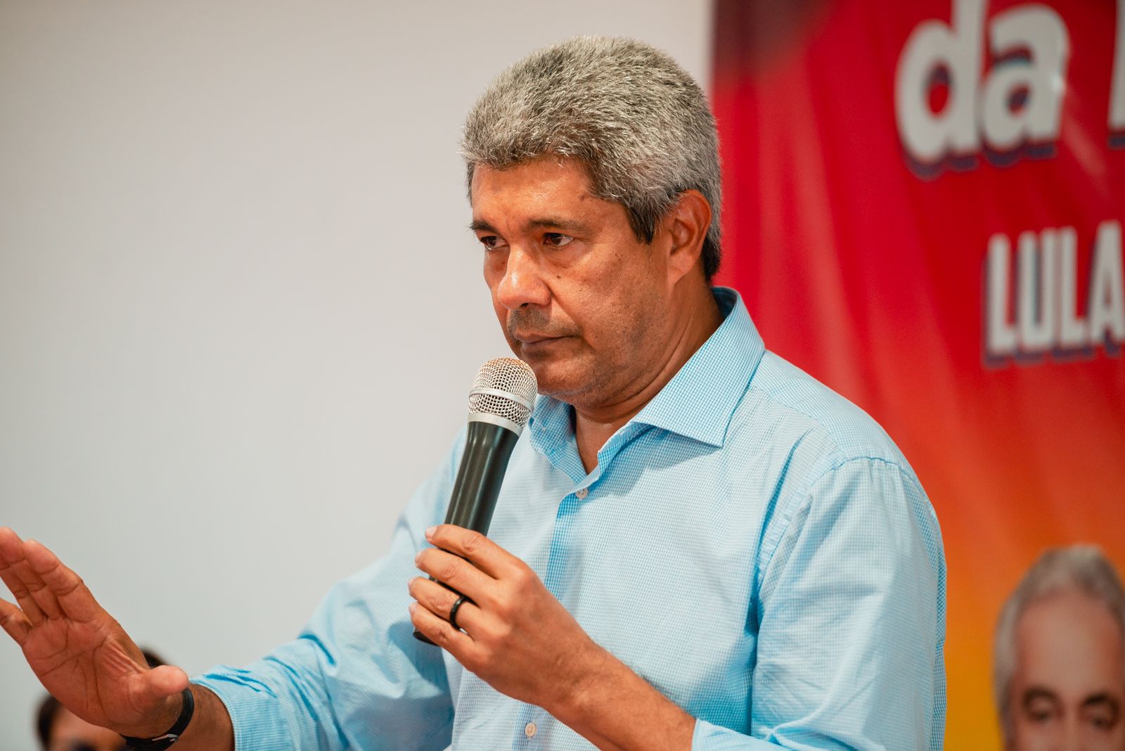 Jerônimo Rodrigues, pré-candidato do PT ao governo estadual em Valença Jerônimo Rodrigues, pré-candidato do PT ao governo estadual em Valença