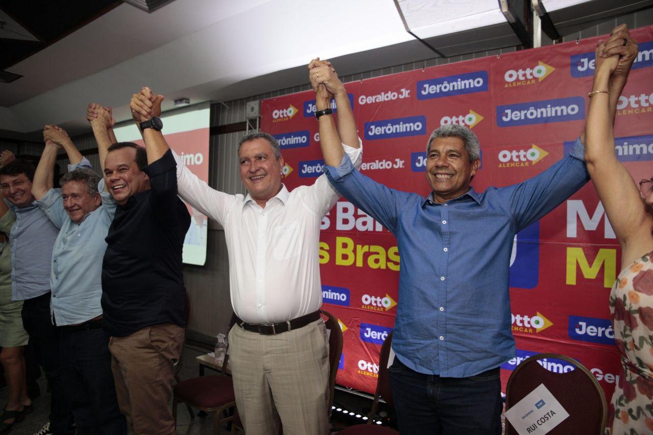 Rui Costa, Jerônimo Rodrigues, Geraldo Junior em evento do PT em Salvador