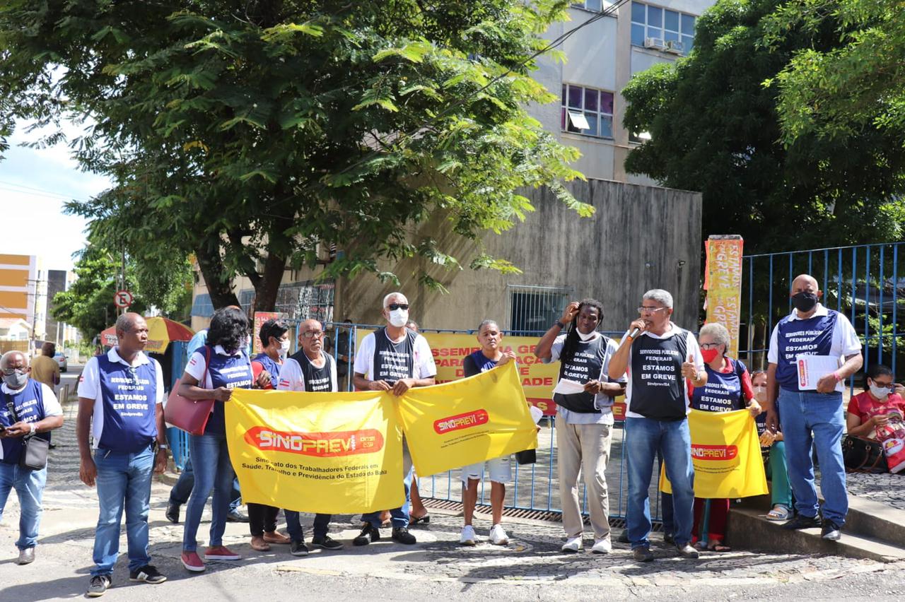Assembleia da categoria foi realizada nesta quinta-feira (7) Assembleia da categoria foi realizada nesta quinta-feira (7)