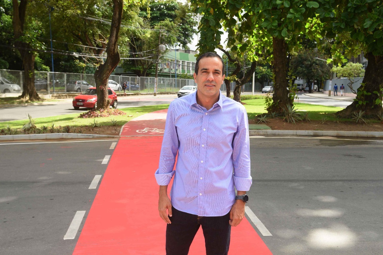 A iniciativa buscou promover à avenida mais segurança e conforto a pedestres, ciclistas e motoristas