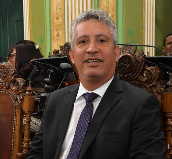 Vereador de Salvador Henrique Carballal (PDT)