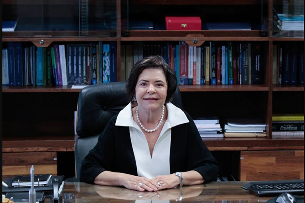 A presidente do Tribunal de Contas da União, Ana Arraes A presidente do Tribunal de Contas da União, Ana Arraes