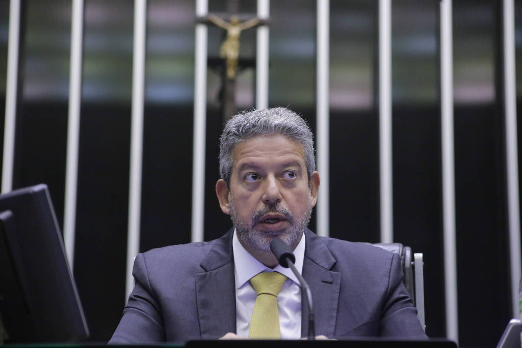 O presidente da Câmara, Arthur Lira, durante sessão no plenário