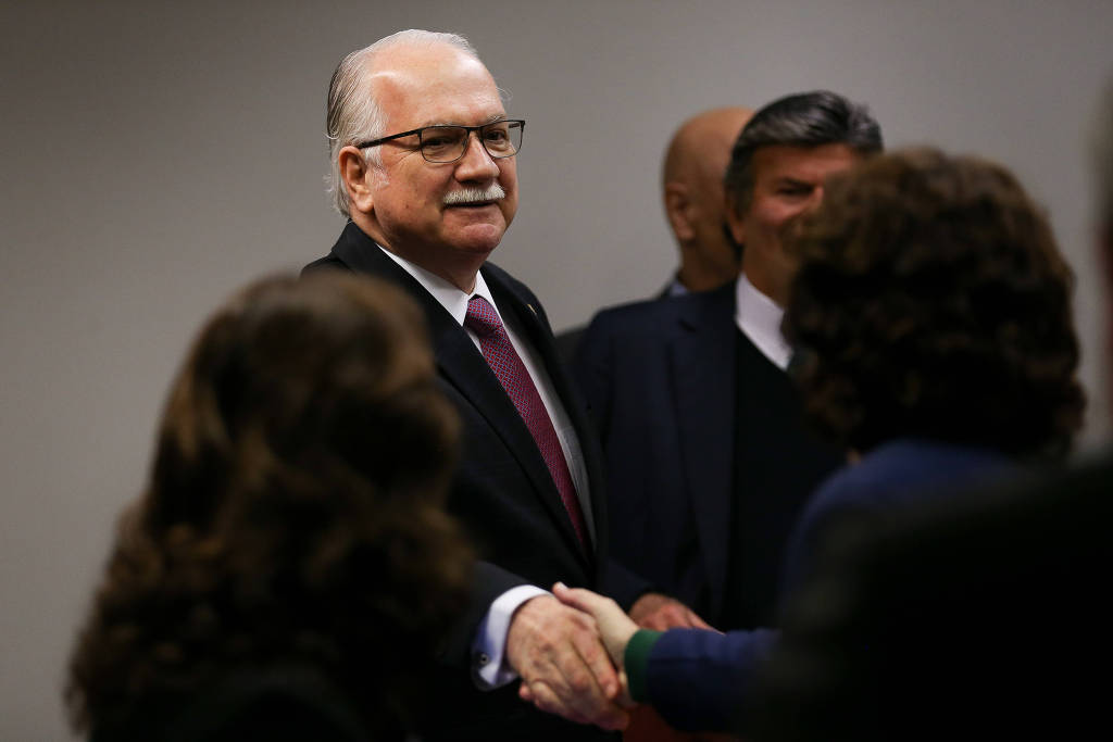 Presidente do TSE, Edson Fachin, enviou manifestação ao presidente do Senado sobre código eleitoral