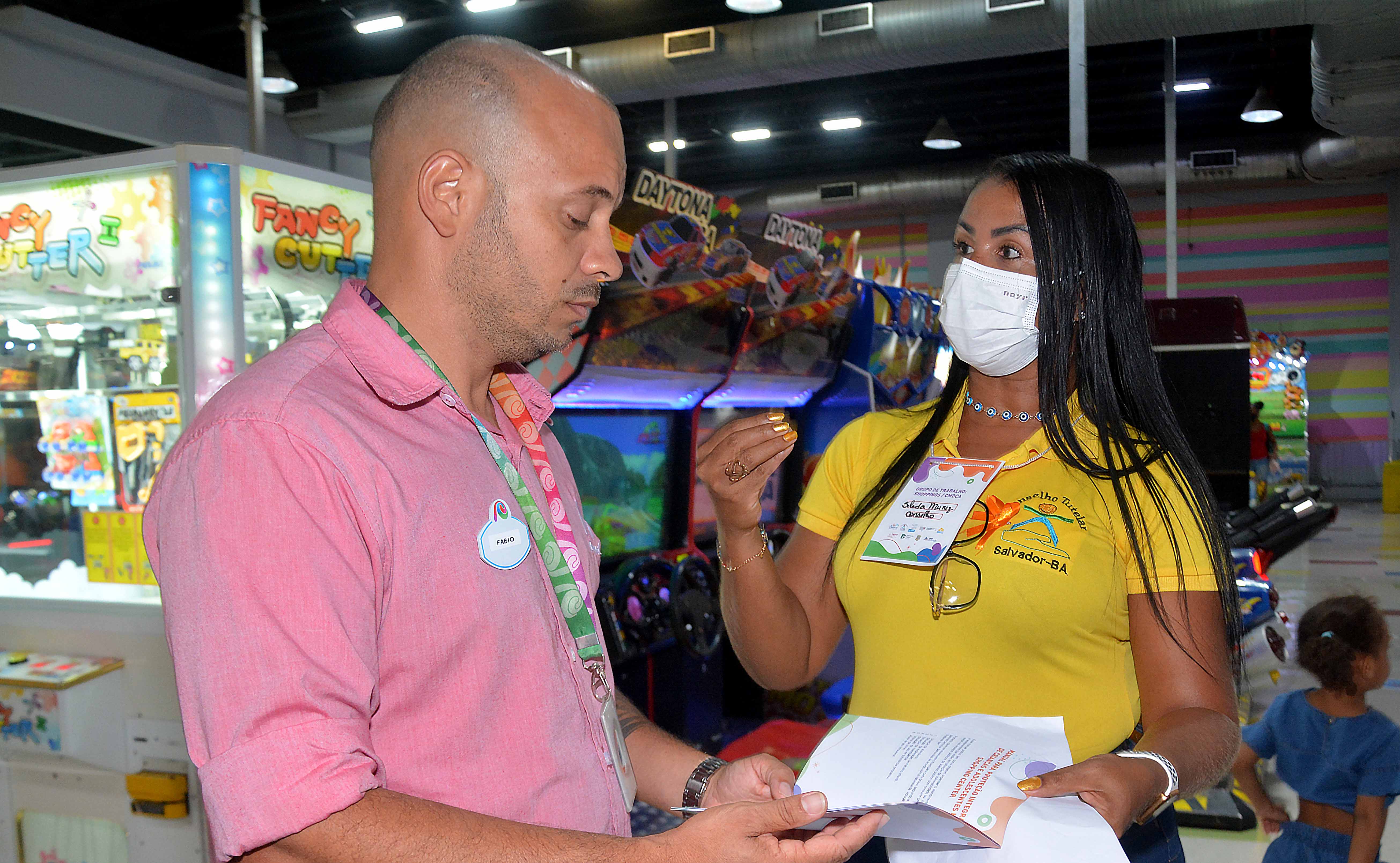 Mais de 290 lojas já receberam orientações