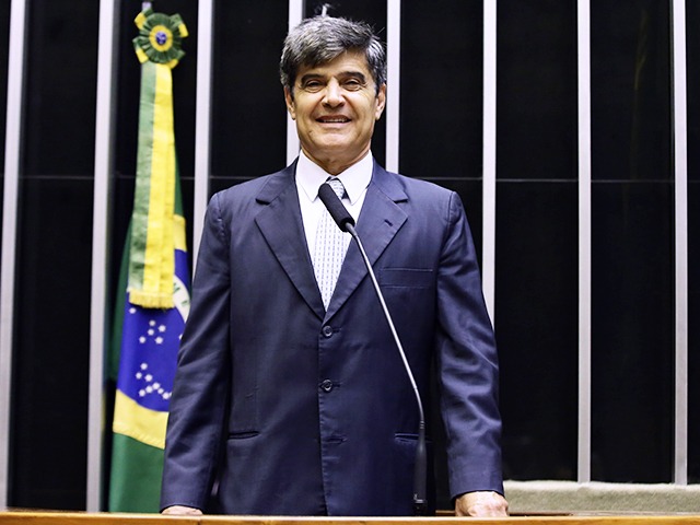 Wellington Roberto pediu reembolso pela despesa, mas empresas não funcionam no endereço informado nas notas fiscais