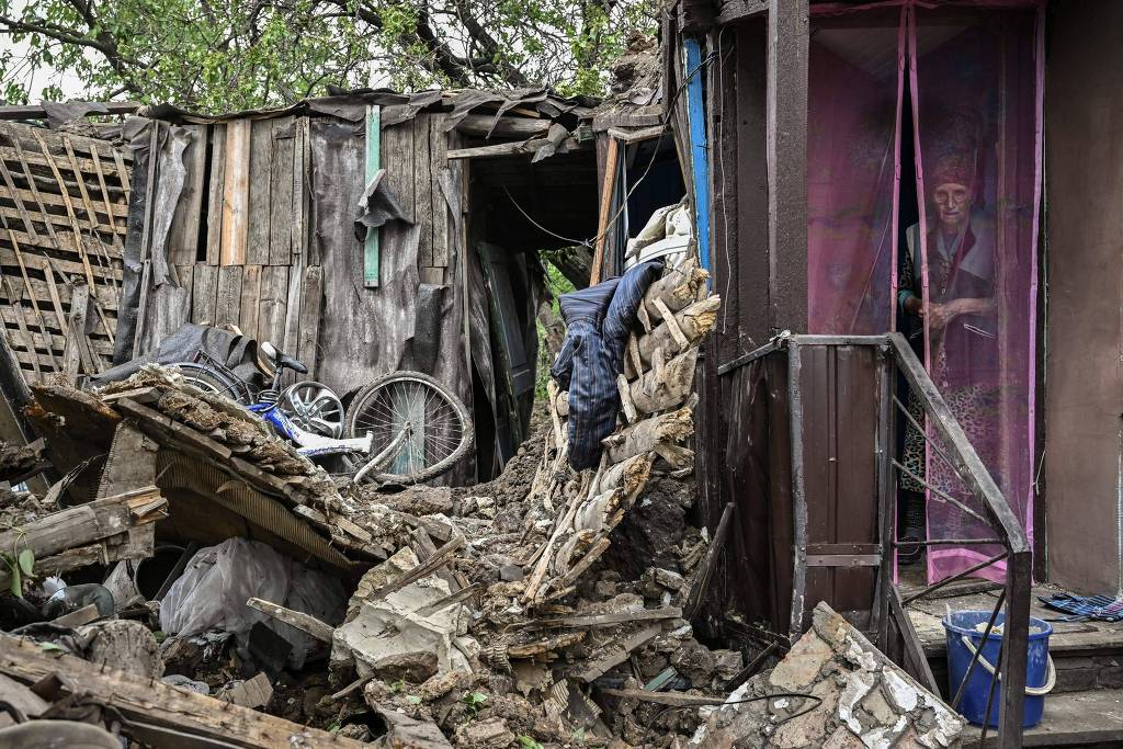 Moscou diz ter capturado Liman, centro ferroviário próximo a principal alvo no leste da Ucrânia