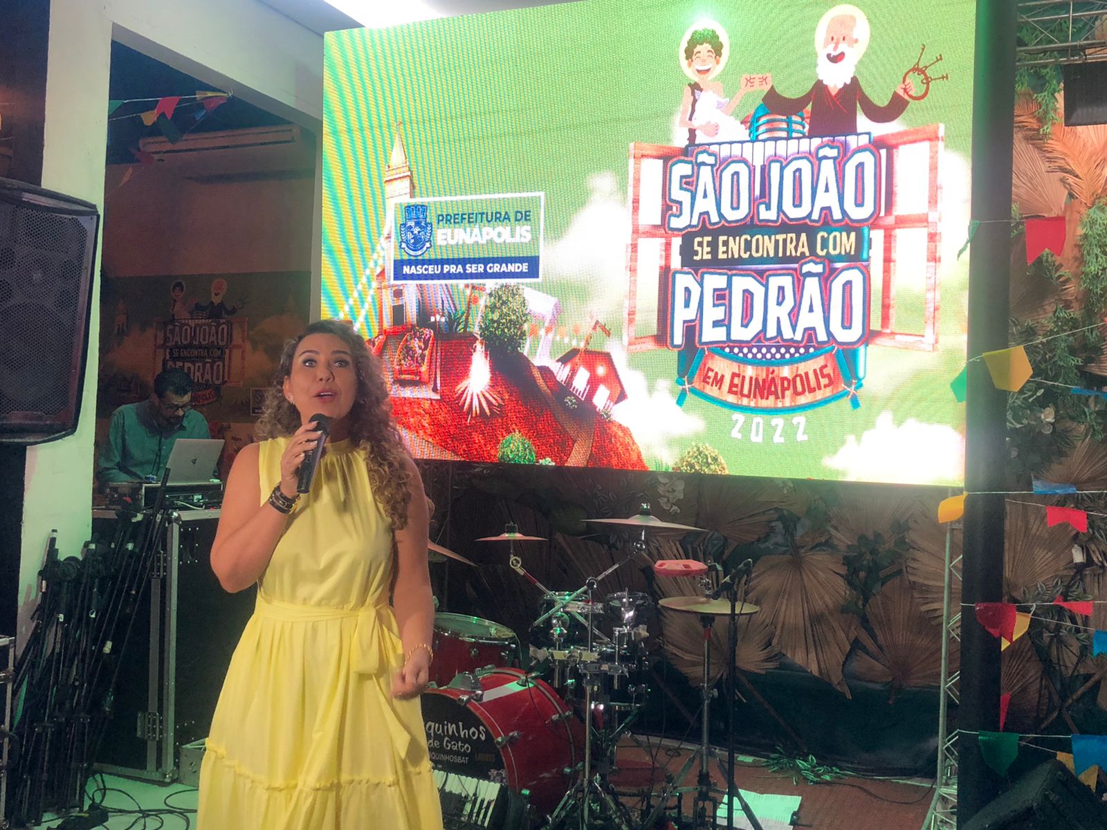 Prefeita de Eunápolis, Cordélia Torres, lança programação do São João e do São Pedro em Salvador