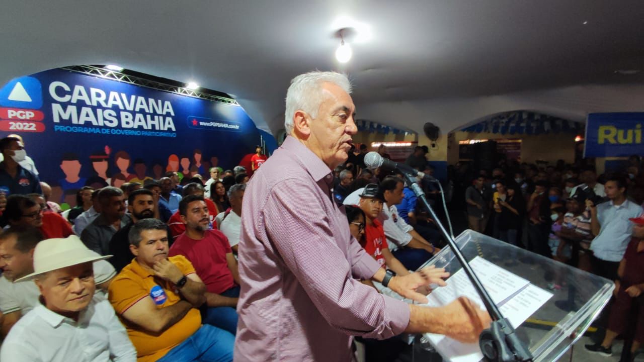 O senador afirmou que "candidato a governador tem que ter carteira de identidade e assumir quem vai apoiar para a presidência da República" O senador afirmou que "candidato a governador tem que ter carteira de identidade e assumir quem vai apoiar para a presidência da República"