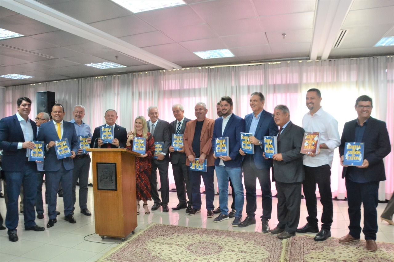 O evento, realizado no Saguão Nestor Duarte e contou com a presença de diversas autoridades 