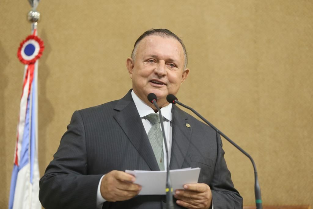 Presidente da ALBA, deputado Adolfo Menezes