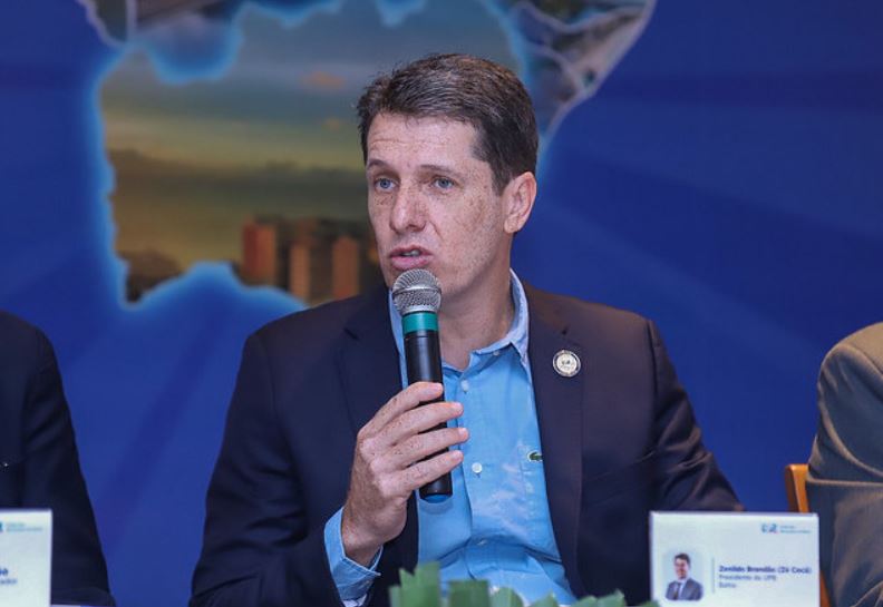 Zé Cocá foi reeleito prefeito de Jequié Zé Cocá foi reeleito prefeito de Jequié