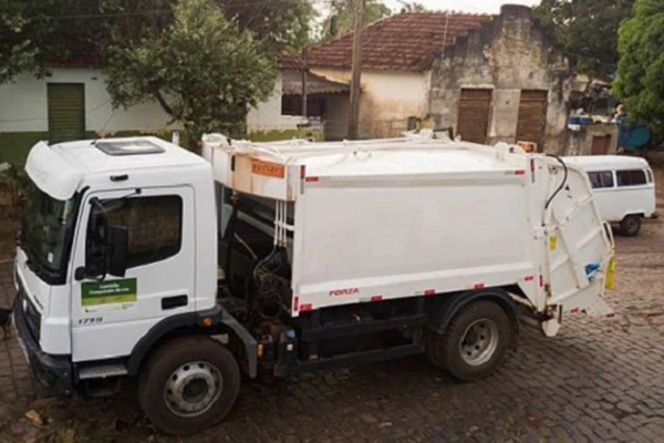 Metade dos brasileiros descarta errado resíduos especiais, como eletrônicos; saiba como fazer