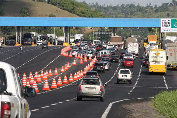 Praça de pedágio da BR-324