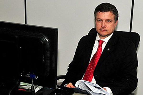 O desembargador eleitoral Pedro Rogério Castro Godinho