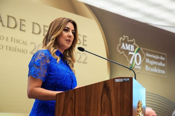 A presidente da Associação dos Magistrados Brasileiros (AMB), Renata Gil
