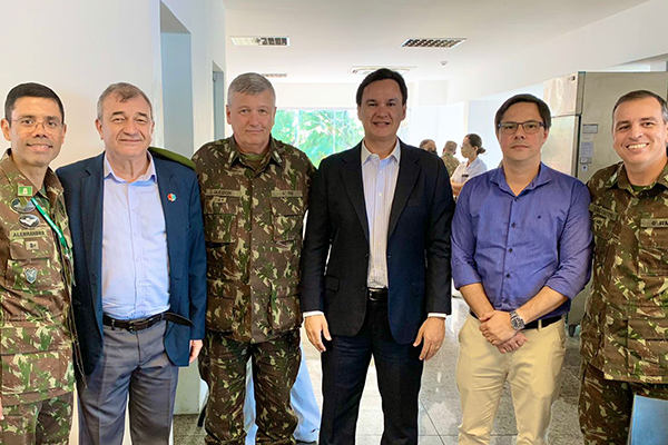 Reunião entre Codesal e o Exército