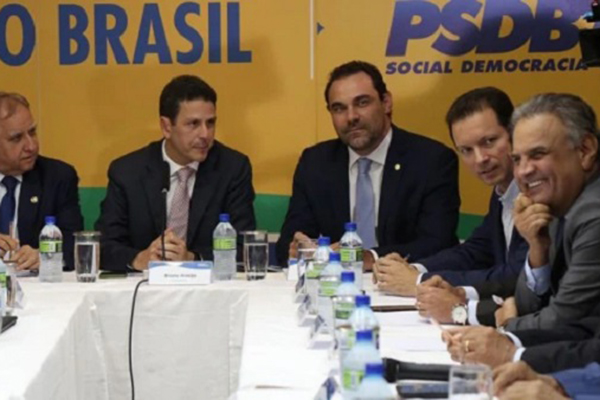 Imagem de Dirigentes do PSDB pressionam Doria a desistir de candidatura presidencial
