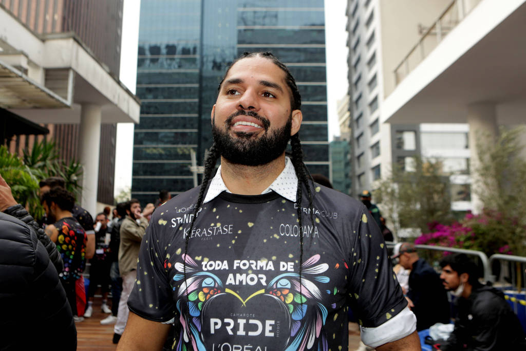 O deputado federal David Miranda no camarote Pride House, durante Parada do Orgulho LGBTQIA+, em São Paulo O deputado federal David Miranda no camarote Pride House, durante Parada do Orgulho LGBTQIA+, em São Paulo