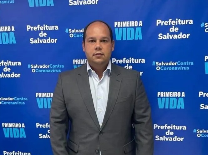 Secretário municipal da Saúde de Salvador, Decio Martins