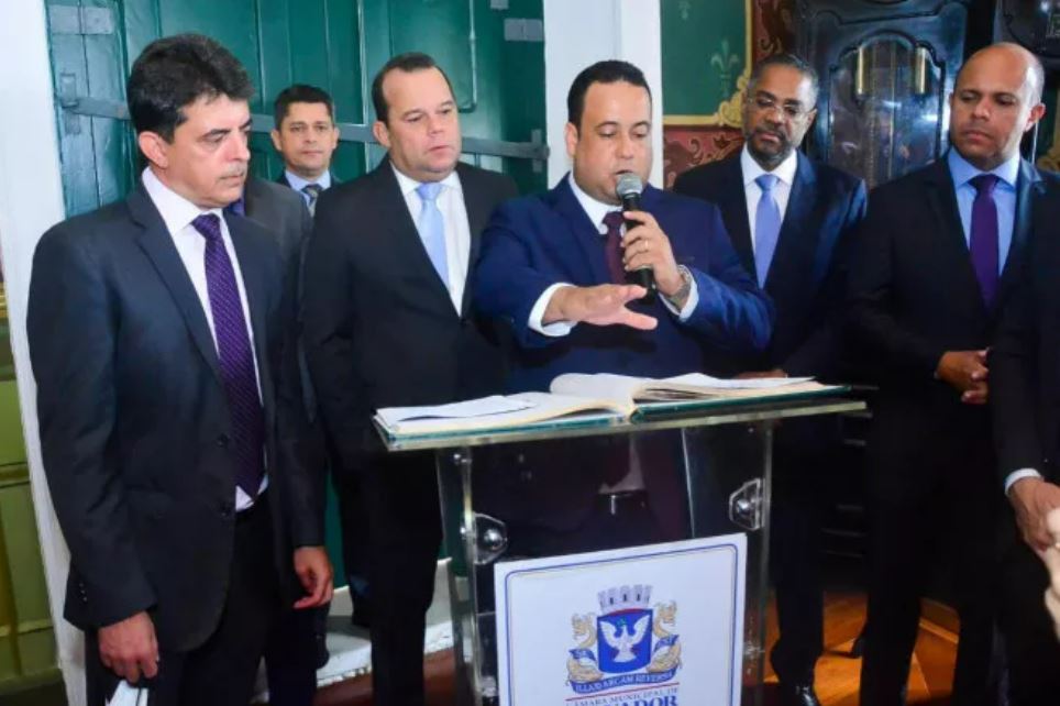 Vereador Kel Torres (Republicanos) toma posse na Câmara Municipal de Salvador