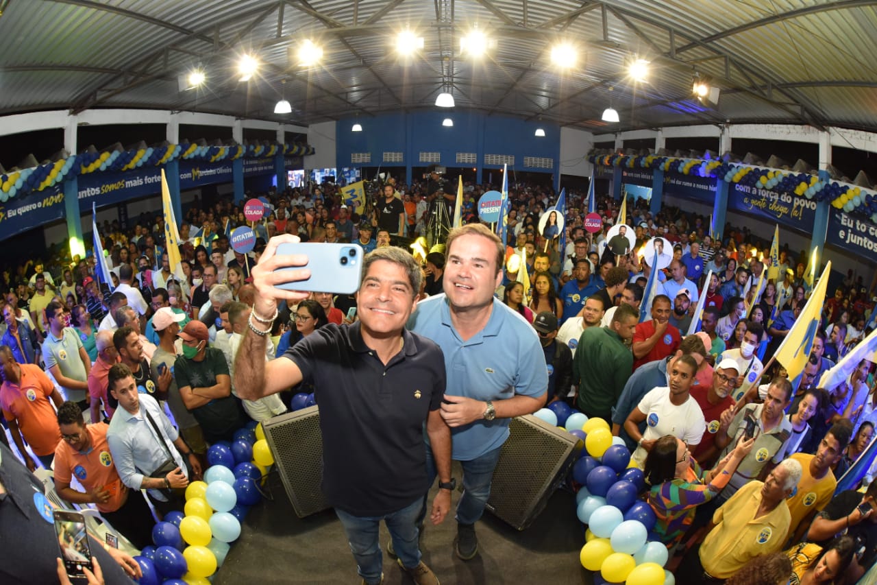 ACM Neto e Cacá Leão
