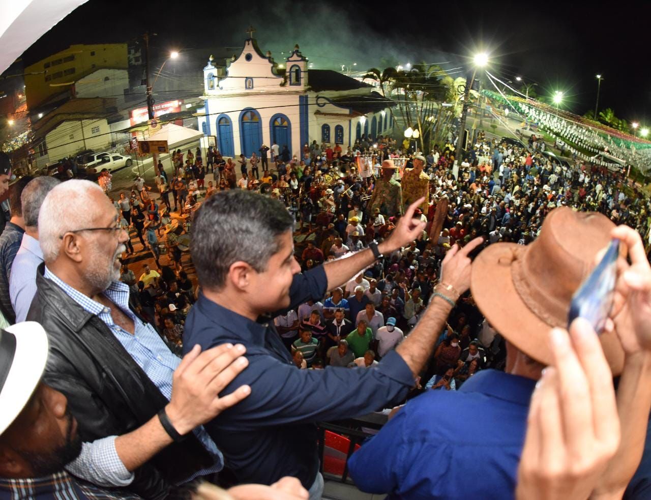 No mesmo dia em que esteve em São Francisco do Conde, ACM Neto recebeu o apoio da prefeita Nilza da Mata (PP), de São Sebastião do Passé No mesmo dia em que esteve em São Francisco do Conde, ACM Neto recebeu o apoio da prefeita Nilza da Mata (PP), de São Sebastião do Passé