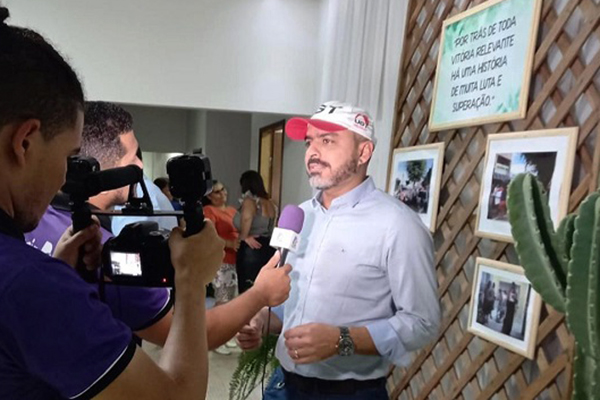 O presidente da UGT-BA, Marcelo Carvalho