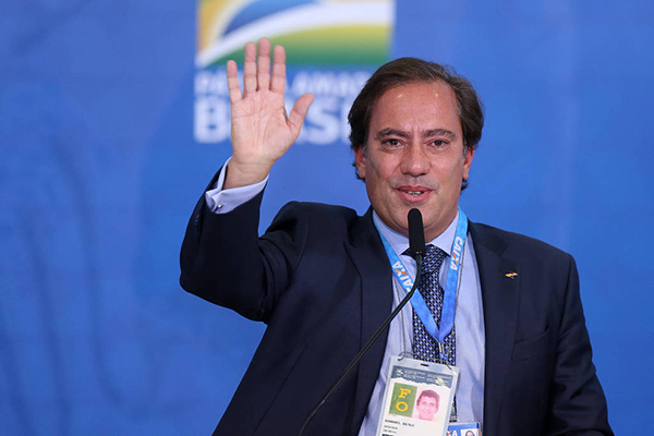 Pedro Guimarães deixa a Presidência da Caixa. Pedro Guimarães deixa a Presidência da Caixa.