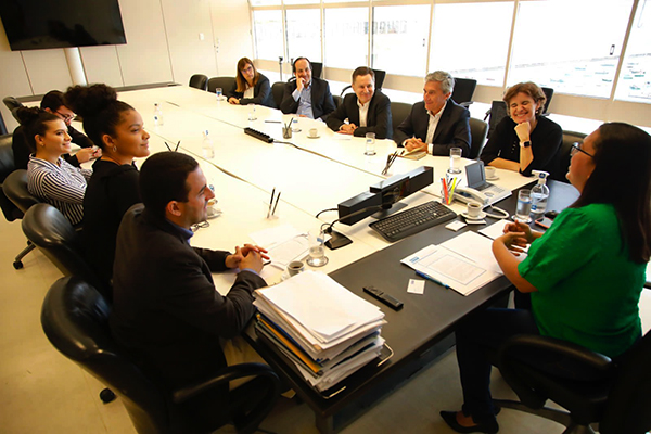 Reunião discute projetos sociais entre Salvador e Portugal