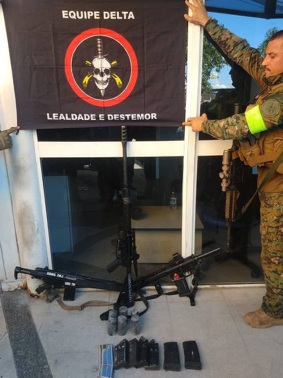 Fuzil .50 é capaz de derrubar aeronaves e perfurar blindados; polícia diz que arma foi utilizada para tentar atingir helicóptero durante operação