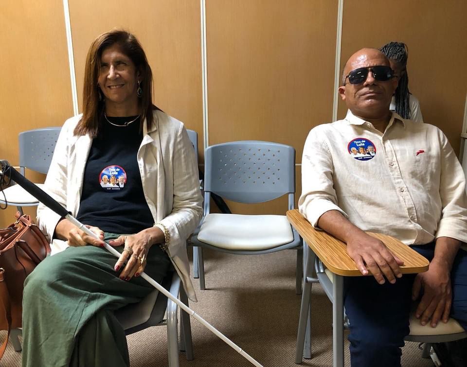 Coordenadora do Nordeste para assuntos de inclusão do PSB, Cristina Gonçalves (à esquerda na foto)