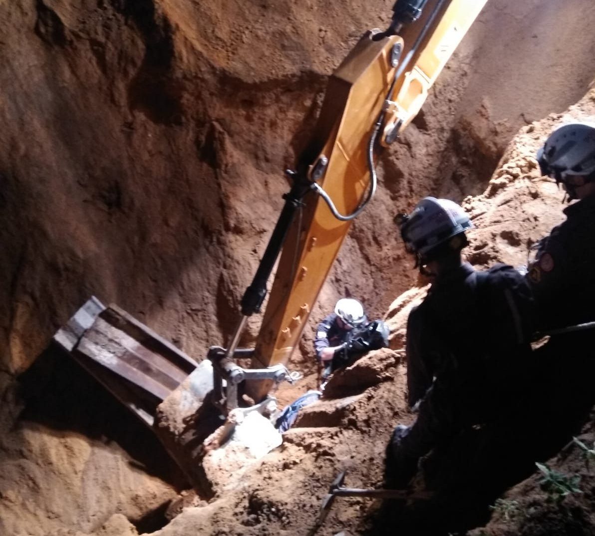  Trabalhadores morrem soterrados em Arraial d'Ajuda, na quinta-feira (7)
