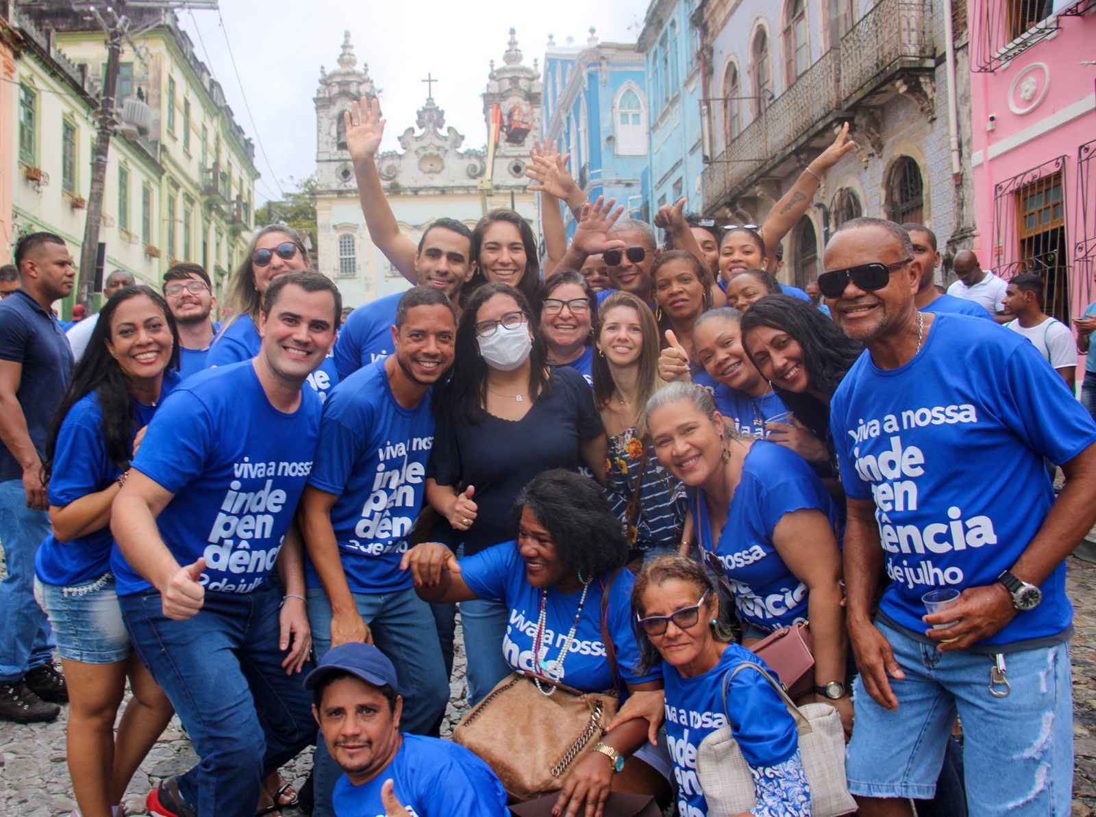 A vice-prefeita de Salvador, Ana Paula Matos (PDT), participou do Cortejo de 2 de Julho