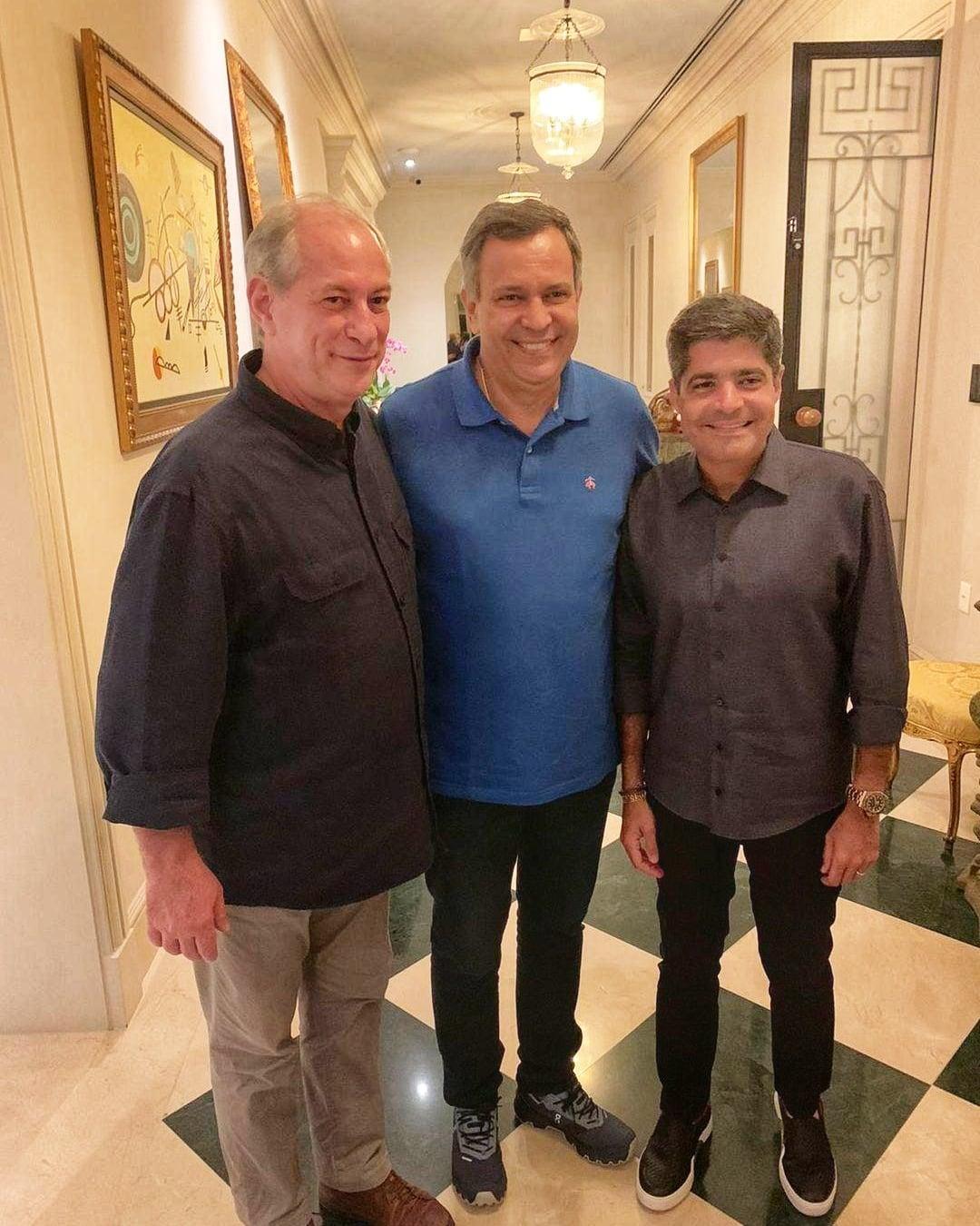 Ciro Gomes, Félix Mendonça Jr e ACM Neto jantaram na noite de 2 de Julho na casa do presidente estadual do PDT