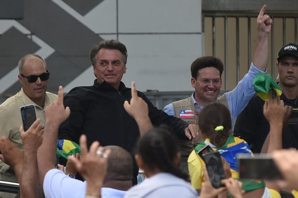 Jair Bolsonaro e João Roma durante agenda em Cruz das Almas na tarde desta sexta-feira (1º)