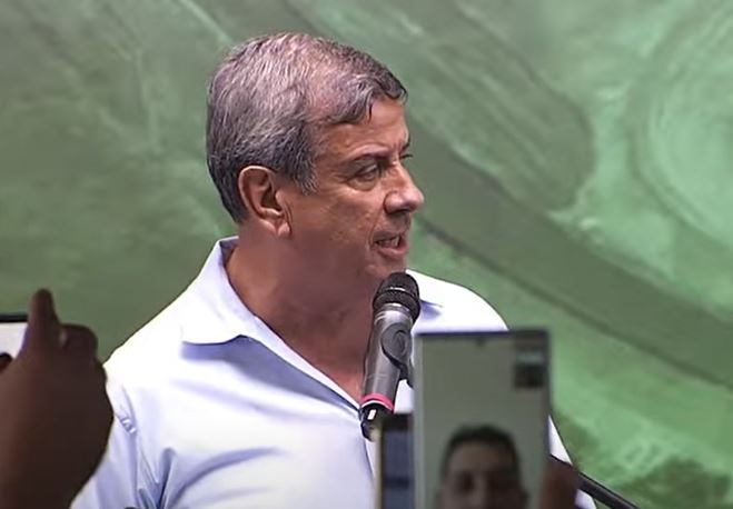 Prefeito de Feira de Santana Colbert Martins (MDB) durante agenda com o presidente Jair Bolsonaro, em Feira, durante vistoria ao Rodoanel da cidade