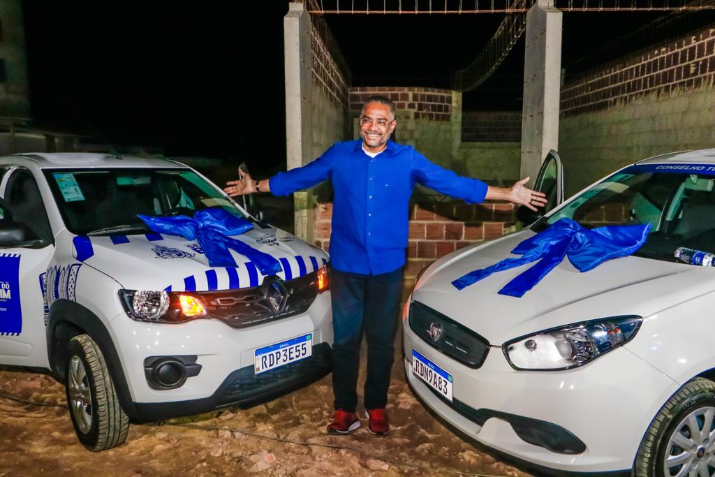 Márcio Marinho quer indicar vereadora de Serrinha para vice de Neto