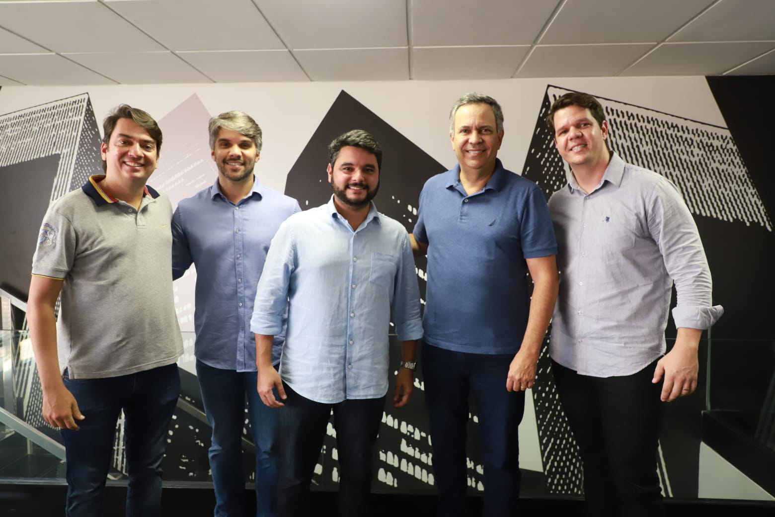 O acordo foi firmado em Salvador entre o prefeito e o deputado federal Félix Mendonça Júnior, que preside a sigla pedetista na Bahia O acordo foi firmado em Salvador entre o prefeito e o deputado federal Félix Mendonça Júnior, que preside a sigla pedetista na Bahia