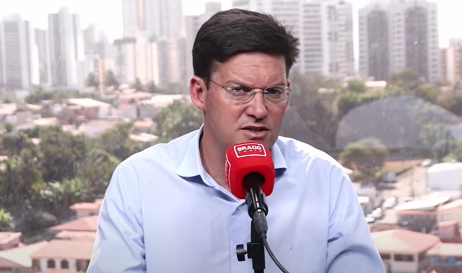 O ex-ministro da Cidadania se referia à estratégia de Neto em não manifestar apoio a nenhuma pré-candidatura à presidência, polarizada entre Bolsonaro e Lula O ex-ministro da Cidadania se referia à estratégia de Neto em não manifestar apoio a nenhuma pré-candidatura à presidência, polarizada entre Bolsonaro e Lula