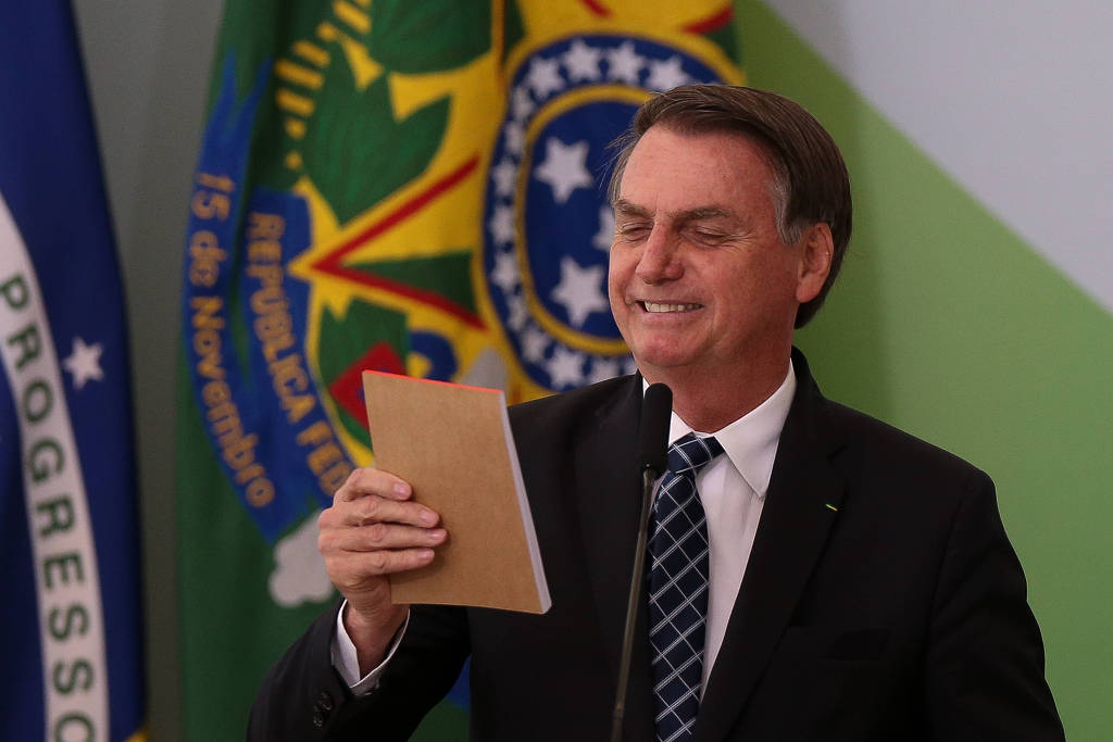 Presidente critica reação de Santiago a acusação feita contra Boric em debate no domingo
