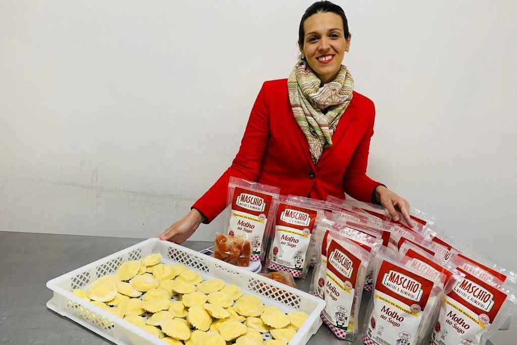 Após ficar desempregada, Fernanda Maschio abriu uma fábrica de massas artesanais