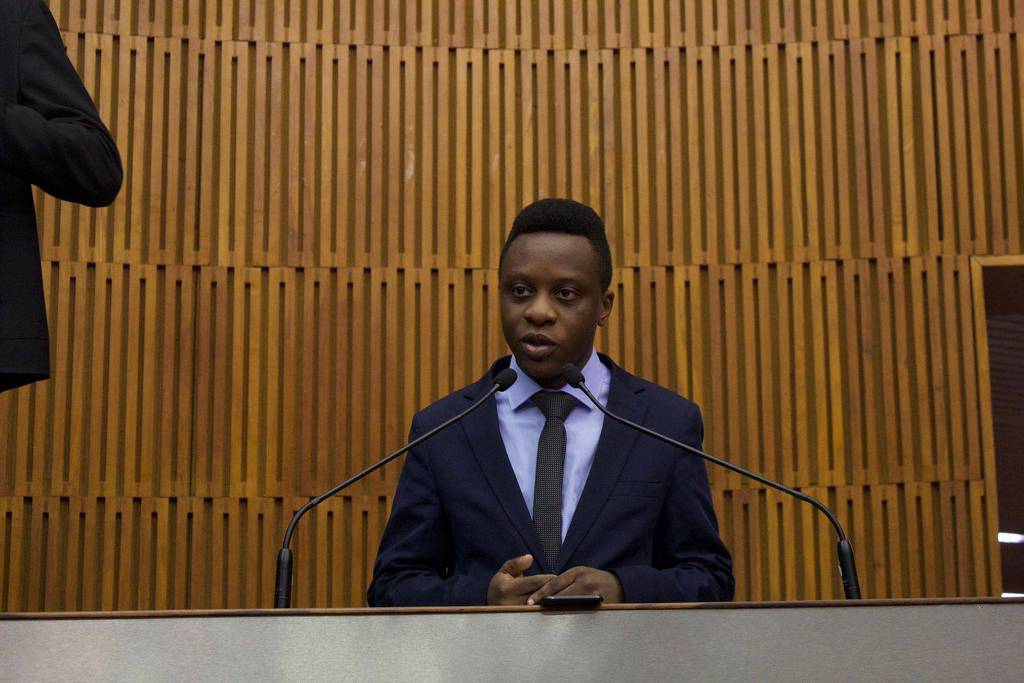 Guto Zacarias Guto Zacarias