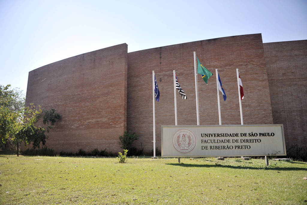 Fachada da Faculdade de Direito da USP de Ribeirão Preto Fachada da Faculdade de Direito da USP de Ribeirão Preto