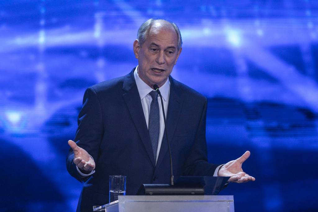 Ciro Gomes (PDT) atacou o ex-presidente Lula (PT) no primeiro debate entre presidenciáveis