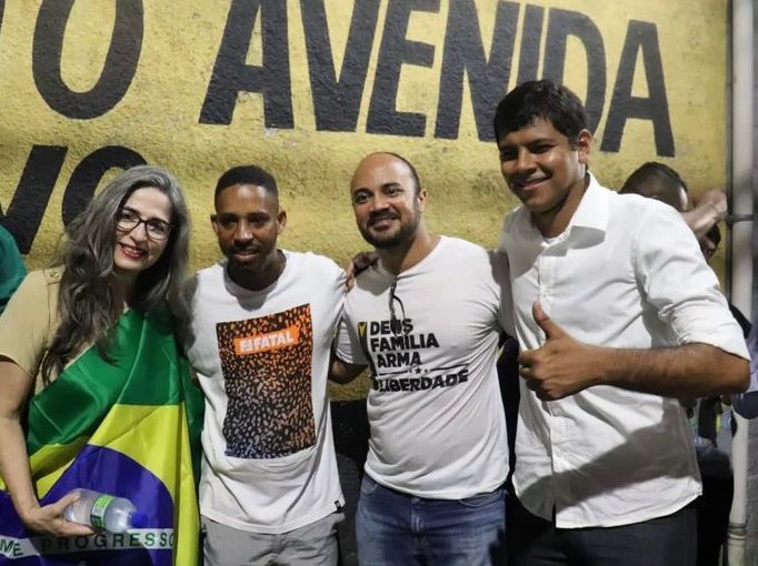 Em uma programação que contou com bastante oração pelo país e consagração da maior cidade do interior do Nordeste, a Marcha para Jesus reuniu milhares de pessoas nas ruas da Princesa do Sertão